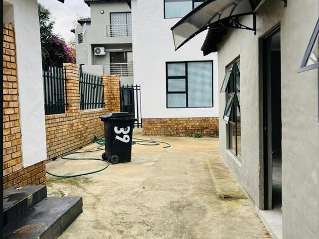 House for rent in Rosebank, Gauteng