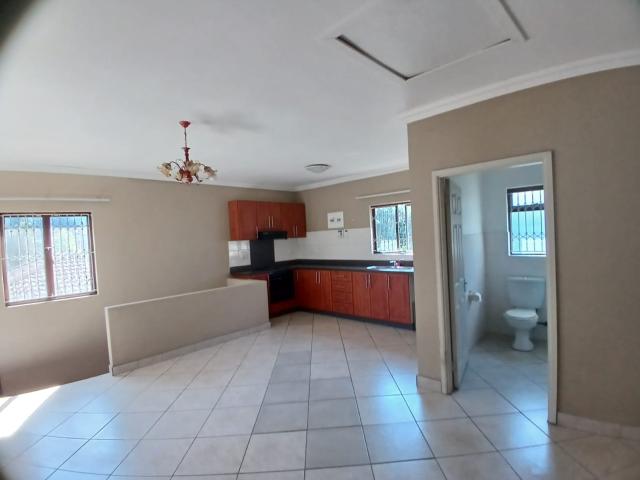 Apartment for rent in Kloof, Kwazulu-natal