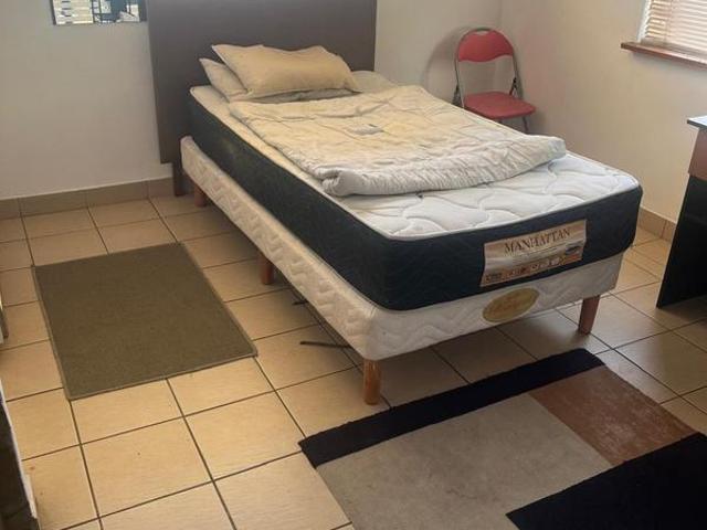 Apartment for rent in Seaview, Kwazulu-natal