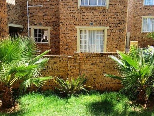 Apartment for rent in Nooitgedacht, Gauteng