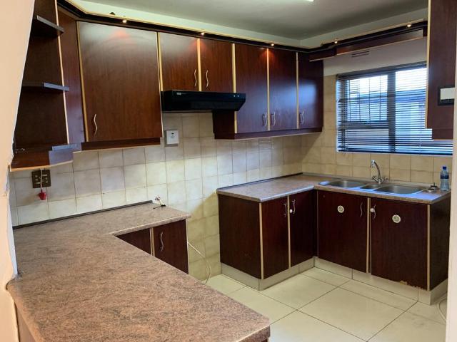 Apartment for rent in Sherwood, Durban