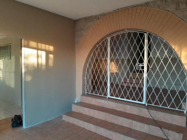 House for rent in Vosloorus, Gauteng