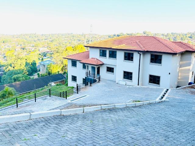 Apartment for rent in Queensburgh, Kwazulu-natal