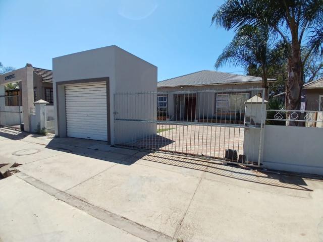 House for rent in Uitenhage, Eastern Cape