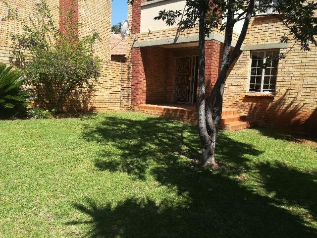 House for rent in Waterkloof, Gauteng