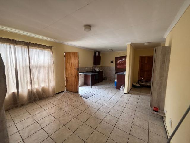 House for rent in Karenpark, Akasia