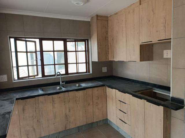 House for rent in Vosloorus, Gauteng