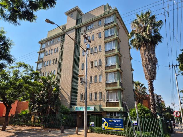 Apartment for rent in Waterkloof, Gauteng