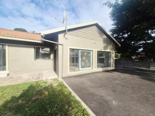House for rent in Queensburgh, Kwazulu-natal