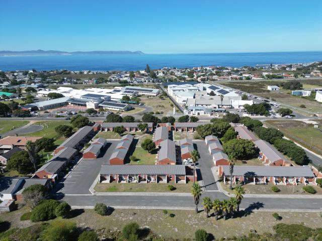 Apartment for rent in Chatsworth, Kwazulu-natal