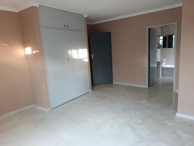House for rent in Vosloorus, Gauteng