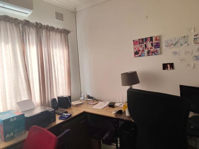 Apartment for rent in Queensburgh
