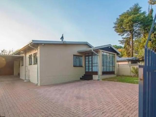 House for rent in Vosloorus, Gauteng