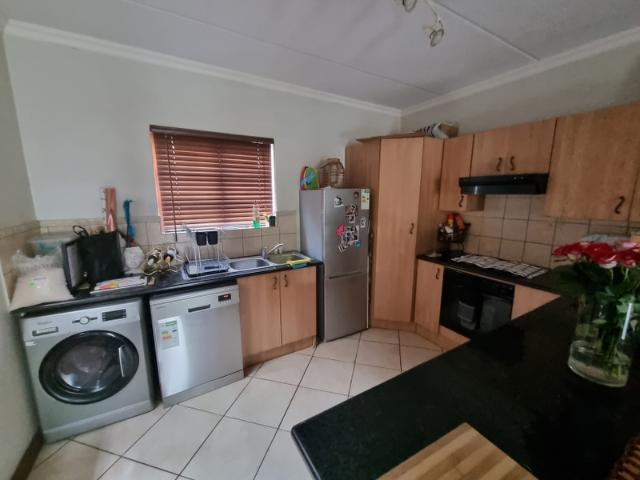 Apartment for rent in Waterkloof, Gauteng