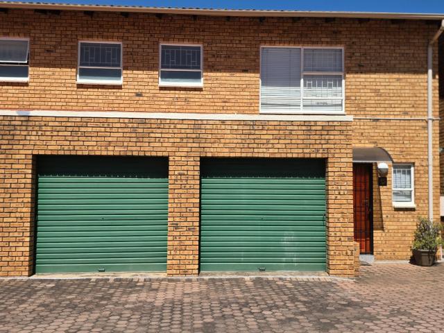House for rent in Rangeview, Mogale City Local Municipality