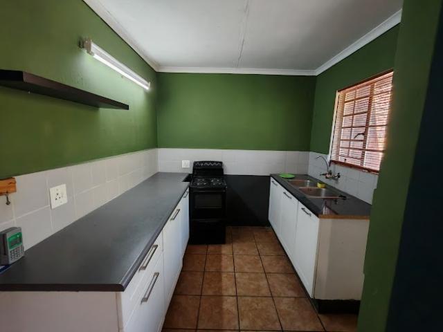 House for rent in Waterkloof, Gauteng
