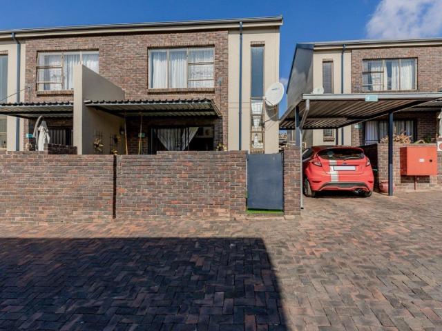 House for rent in Noordheuwel, Mogale City Local Municipality