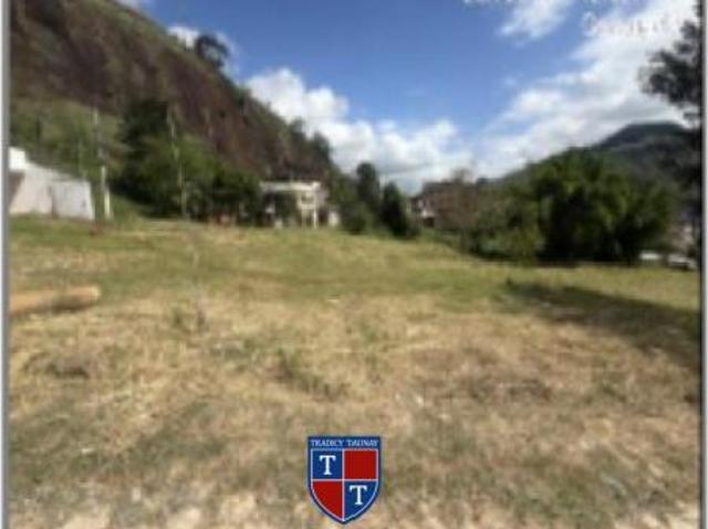 Casa venda em Carangola, Região Geográfica Intermediária de Juiz de Fora