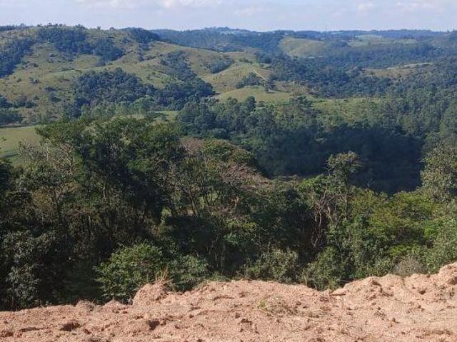 Terreno venda em Vila Bello, São Roque