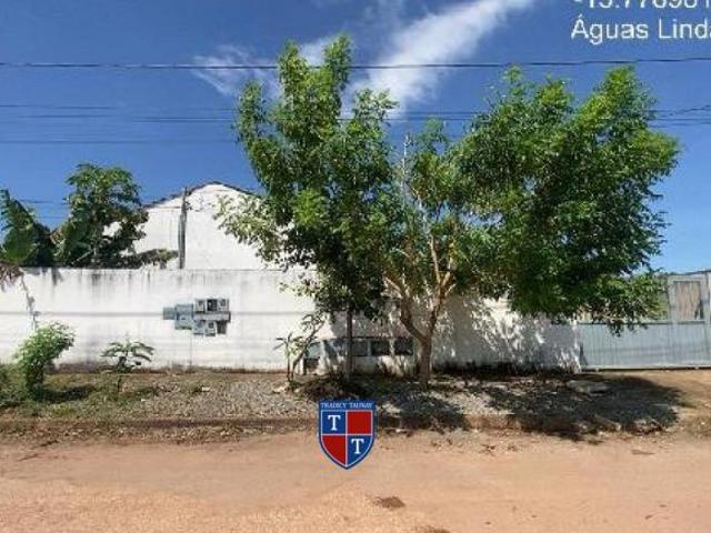 Casa venda em Região Geográfica Imediata de Águas Lindas de Goiás, Região Integrada de Desenvolvimento do Distrito Federal e Entorno