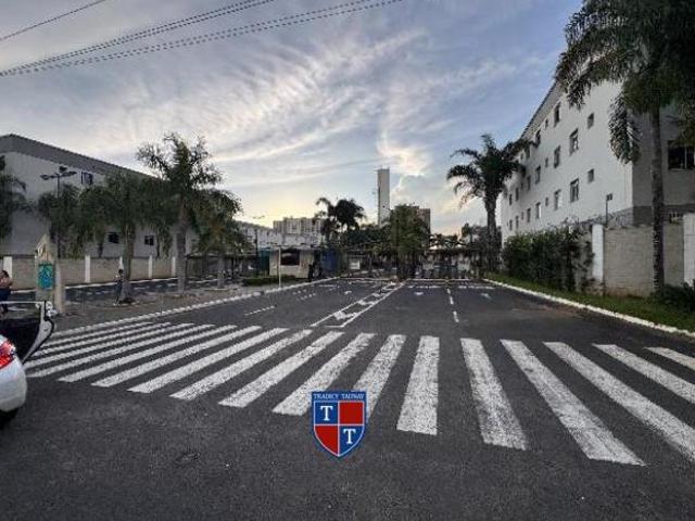 Apartamento venda em Região Geográfica Imediata de Uberlândia, Oliveira Fortes