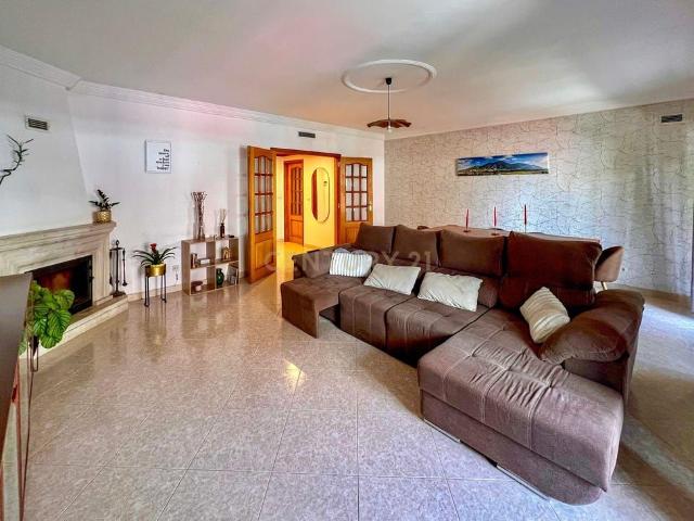 Apartamento alugar em Bairro da Portela, Oeiras