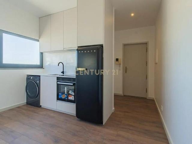 Apartamento alugar em Marinha Grande, Leiria