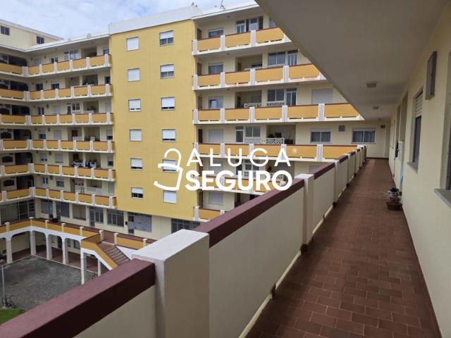 Apartamento alugar em Vale de Azenha, Torres Vedras
