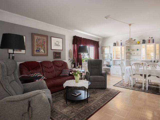 Bostad till salu i Huddinge, Stockholm