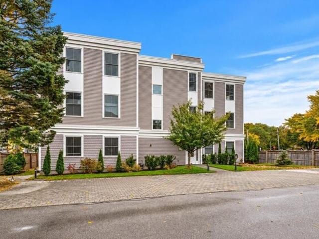 Condo for sale in Exeter, Rockingham County