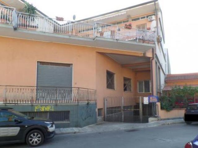 Capannone in vendita a Priolo Gargallo, Sicilia