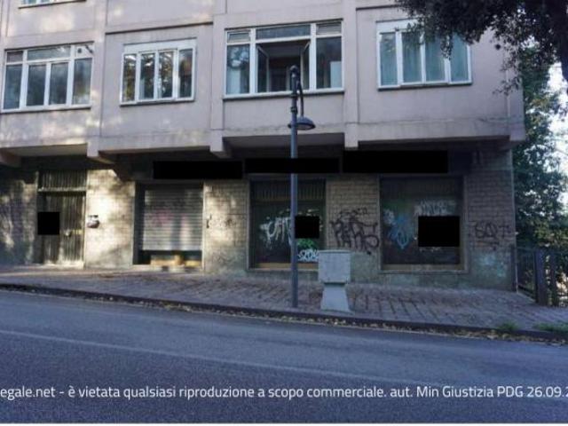 Capannone in vendita a Potenza, Basilicata