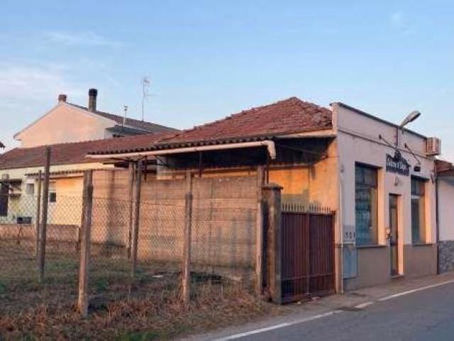 Ufficio in vendita a Confienza, Lombardia
