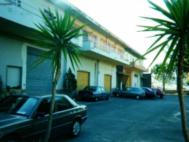 Locale Commerciale in vendita a Piazza, Sicilia