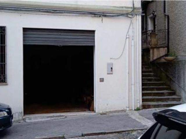 Box in vendita a Muro Lucano, Potenza