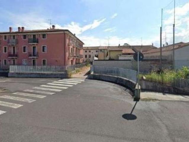 Box in vendita a San Giovanni Lupatoto, Veneto