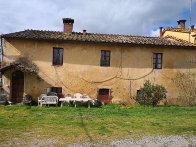 Capannone in vendita a Castelnuovo Berardenga, Toscana