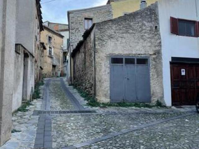 Box in vendita a Calabria, Cosenza