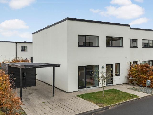 Ejendom til salg i Tranbjerg J, Århus