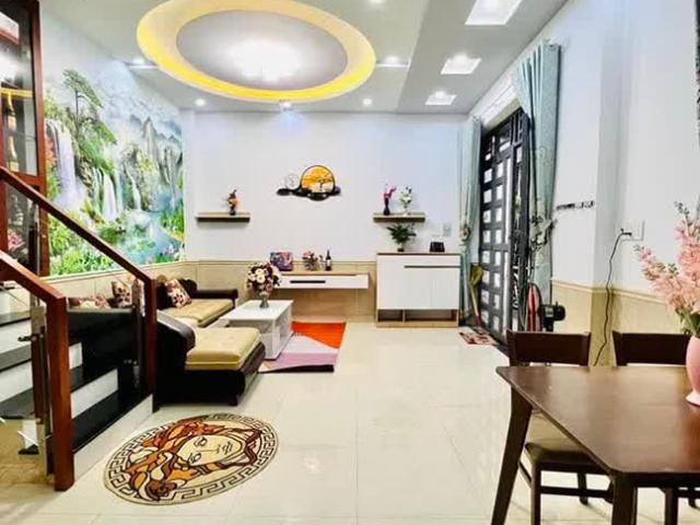 Nhà bán tại Khuôn viên UBND Thành phố Hồ Chí Minh, Thành phố Hồ Chí Minh