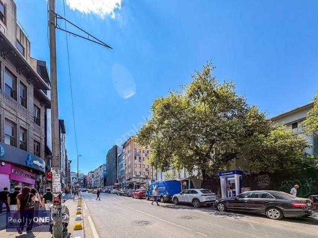 Kadiköy, İstanbul içerisinde kiralık Bina