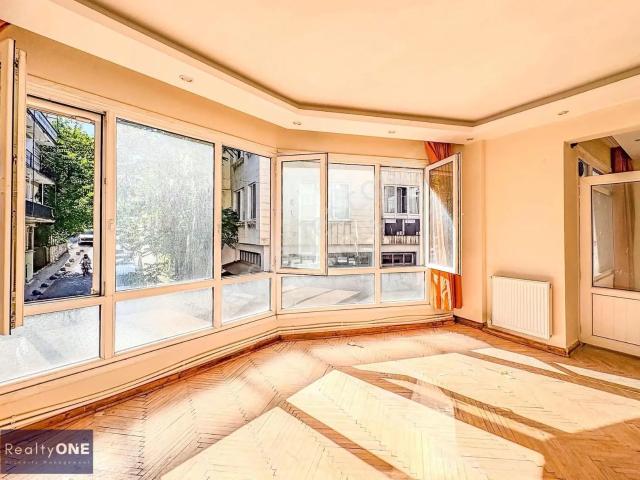 Kadiköy, İstanbul içerisinde satılık mülk