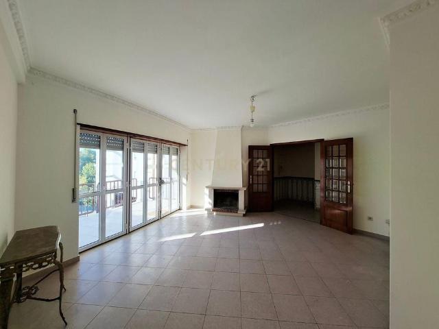 Apartamento alugar em Casal Barreiro, Tomar