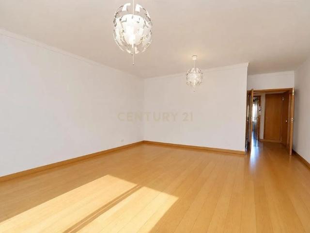 Apartamento alugar em Oeiras, Lisboa