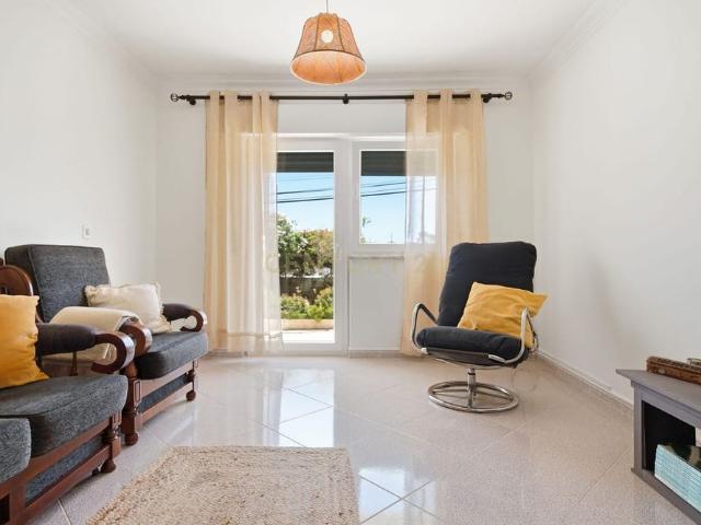 Casa alugar em Casal de Santo António, Almada