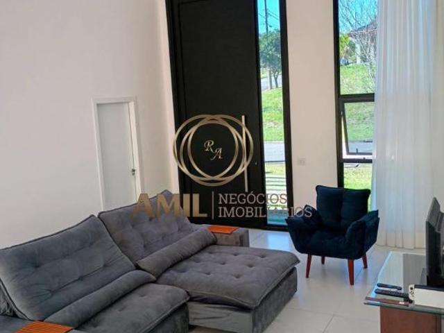 Casa venda em Região Imediata de São José dos Campos, Região Metropolitana do Vale do Paraíba e Litoral Norte