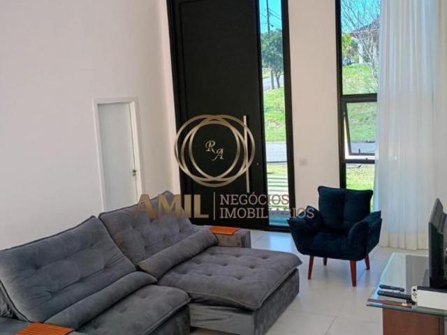 Casa venda em Jambeiro