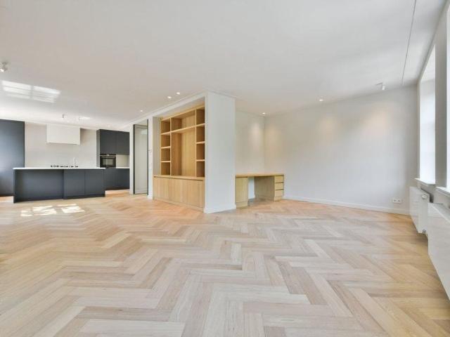 Appartement te huur in Nieuwmarkt/Lastage, Amsterdam