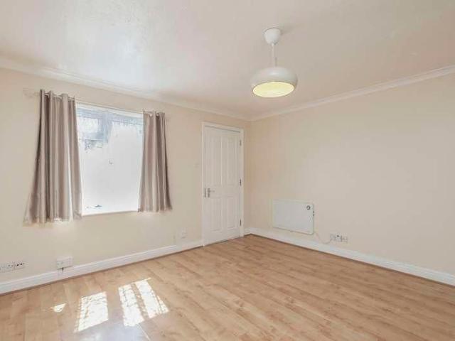 House for rent in London Borough of Hillingdon, Greater London