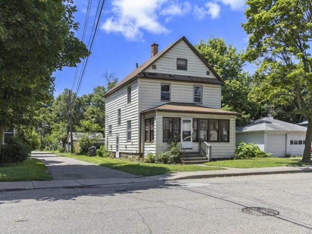 House for sale in Kalamazoo